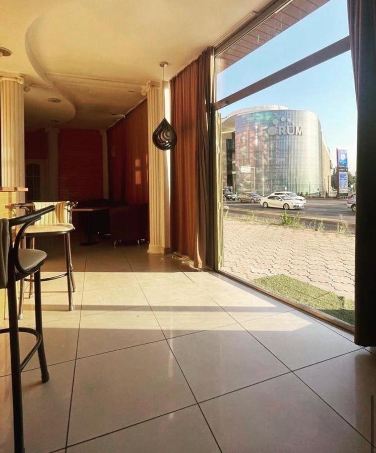 Fox Hostel Almaty Luaran gambar